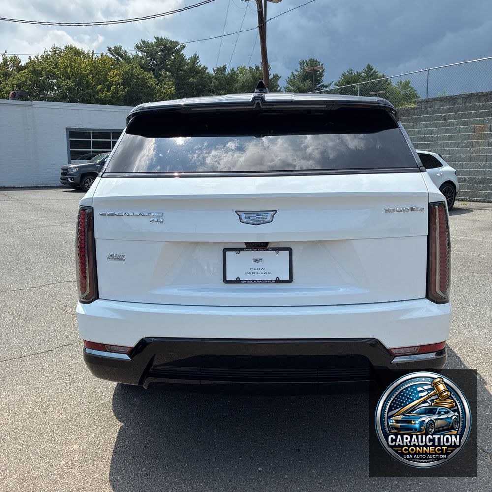 2025 Cadillac Escalade IQ Sport 2