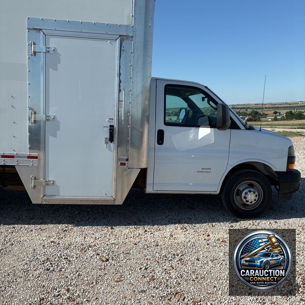 2021 Chevrolet Express 4500
