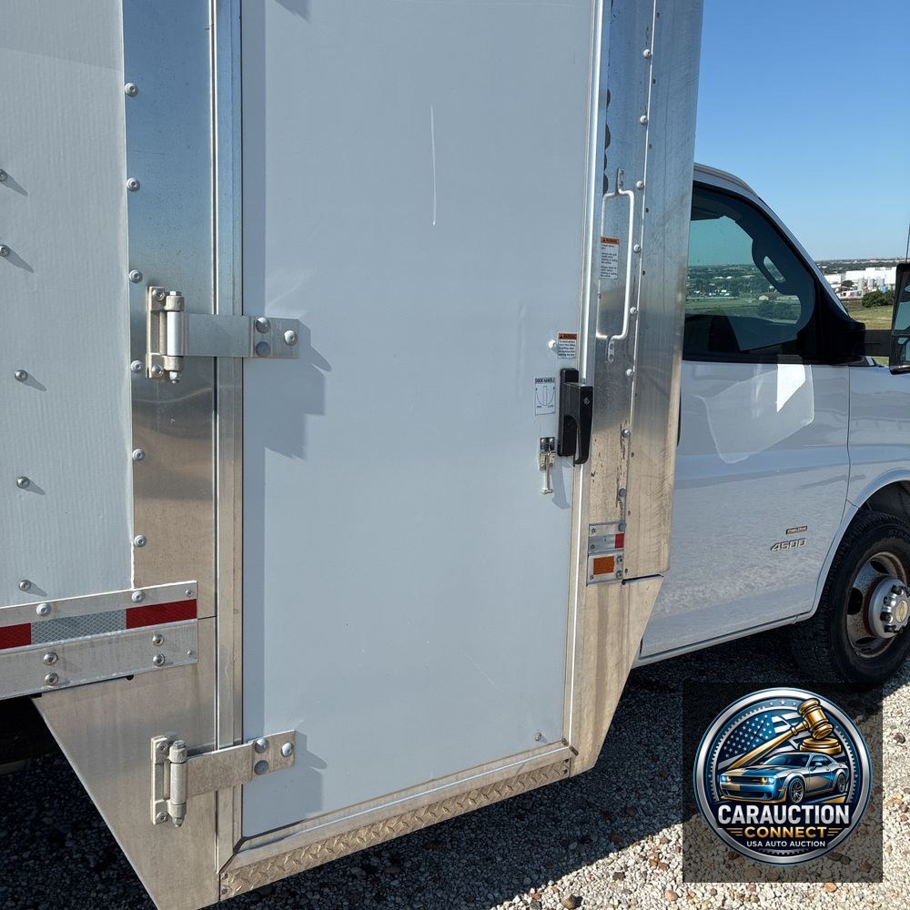 2021 Chevrolet Express 4500