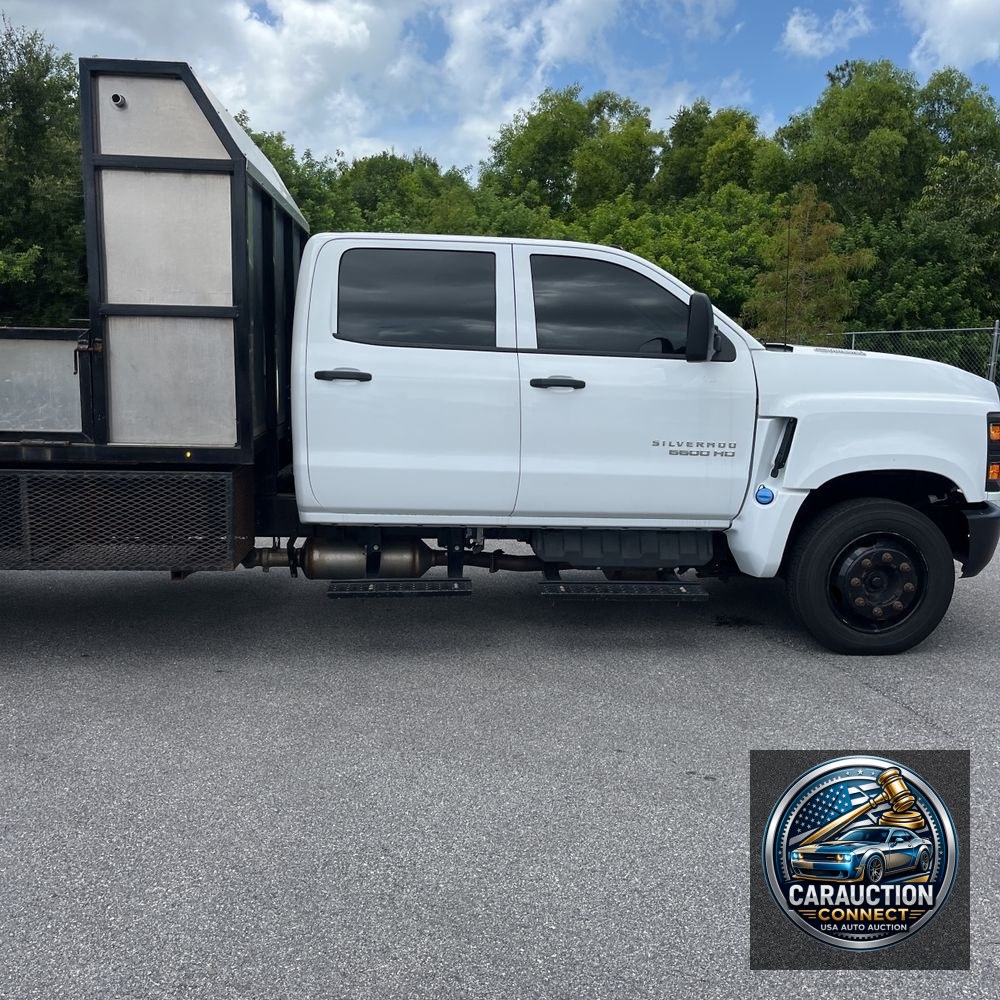 2023 Chevrolet Silverado 4500 W/T