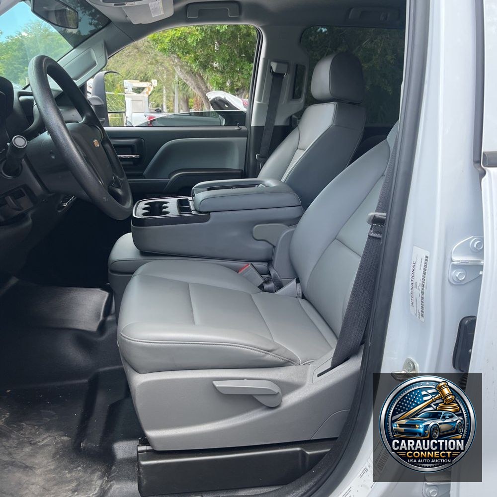 2023 Chevrolet Silverado 4500 W/T