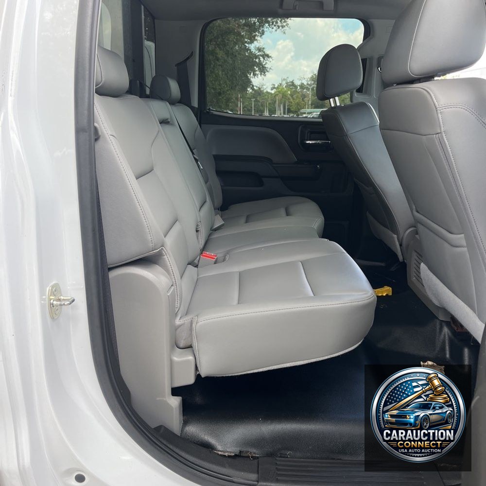 2023 Chevrolet Silverado 4500 W/T