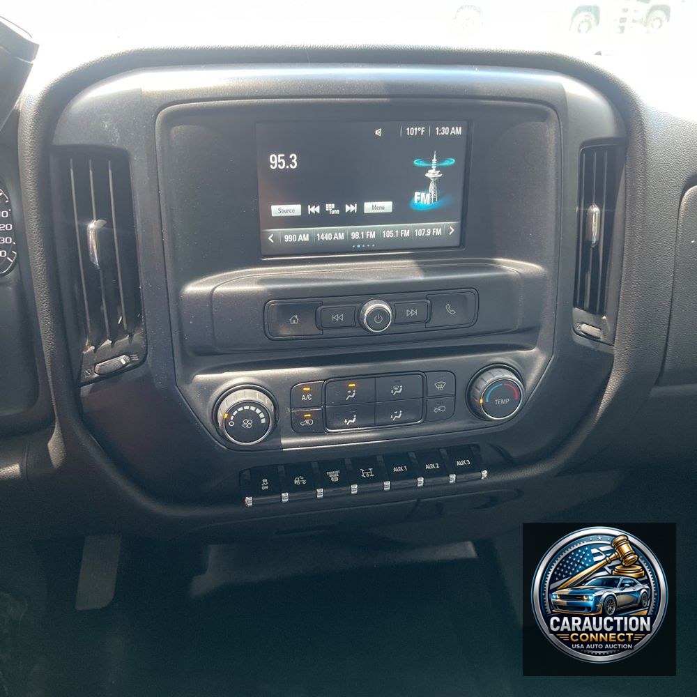 2023 Chevrolet Silverado 4500 W/T
