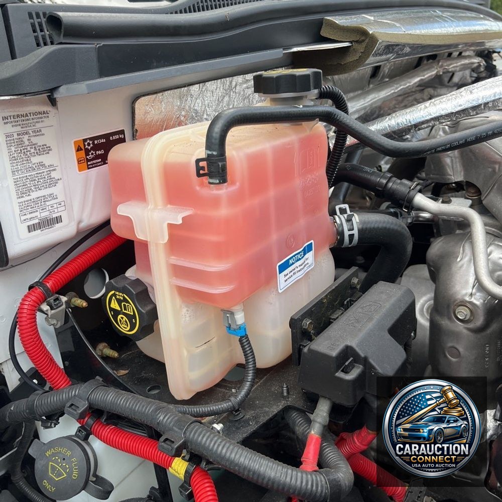 2023 Chevrolet Silverado 4500 W/T