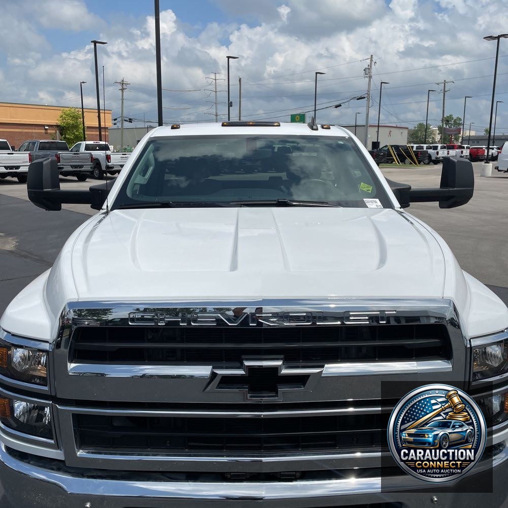 2023 Chevrolet Silverado 4500 W/T