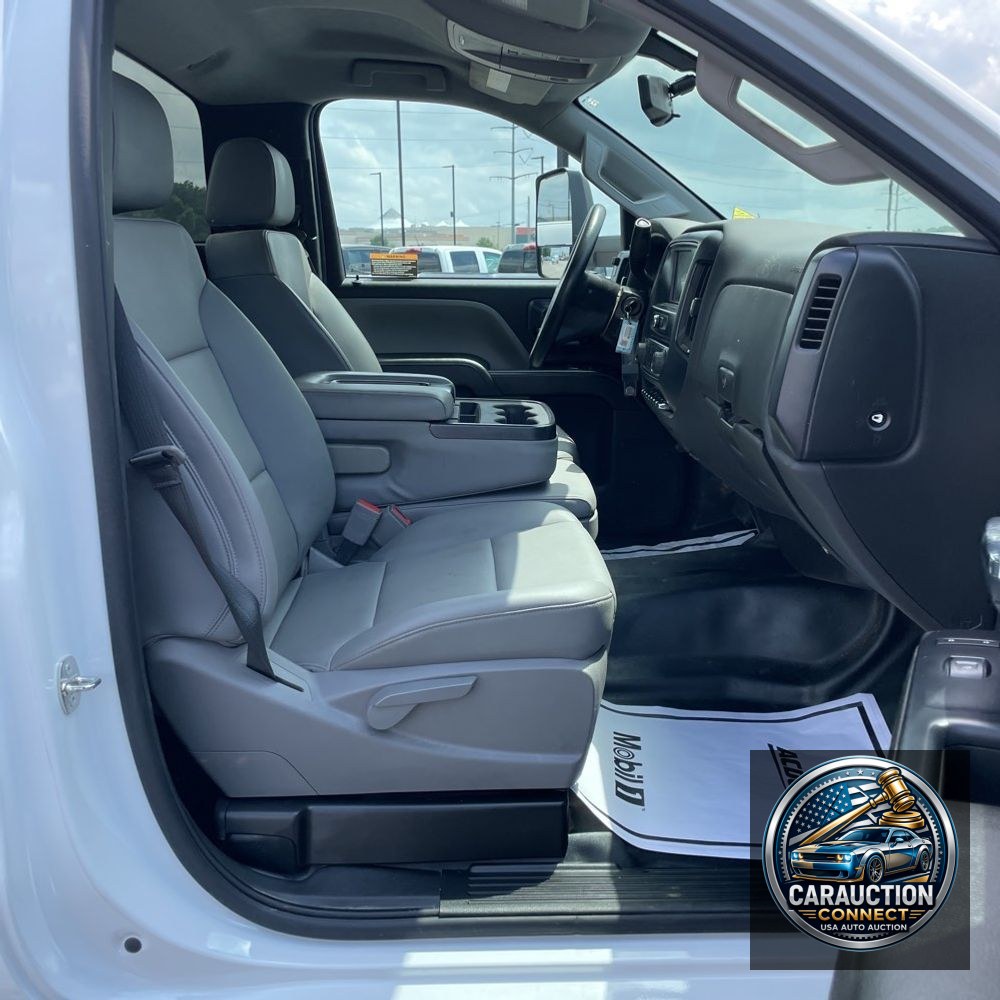 2023 Chevrolet Silverado 4500 W/T