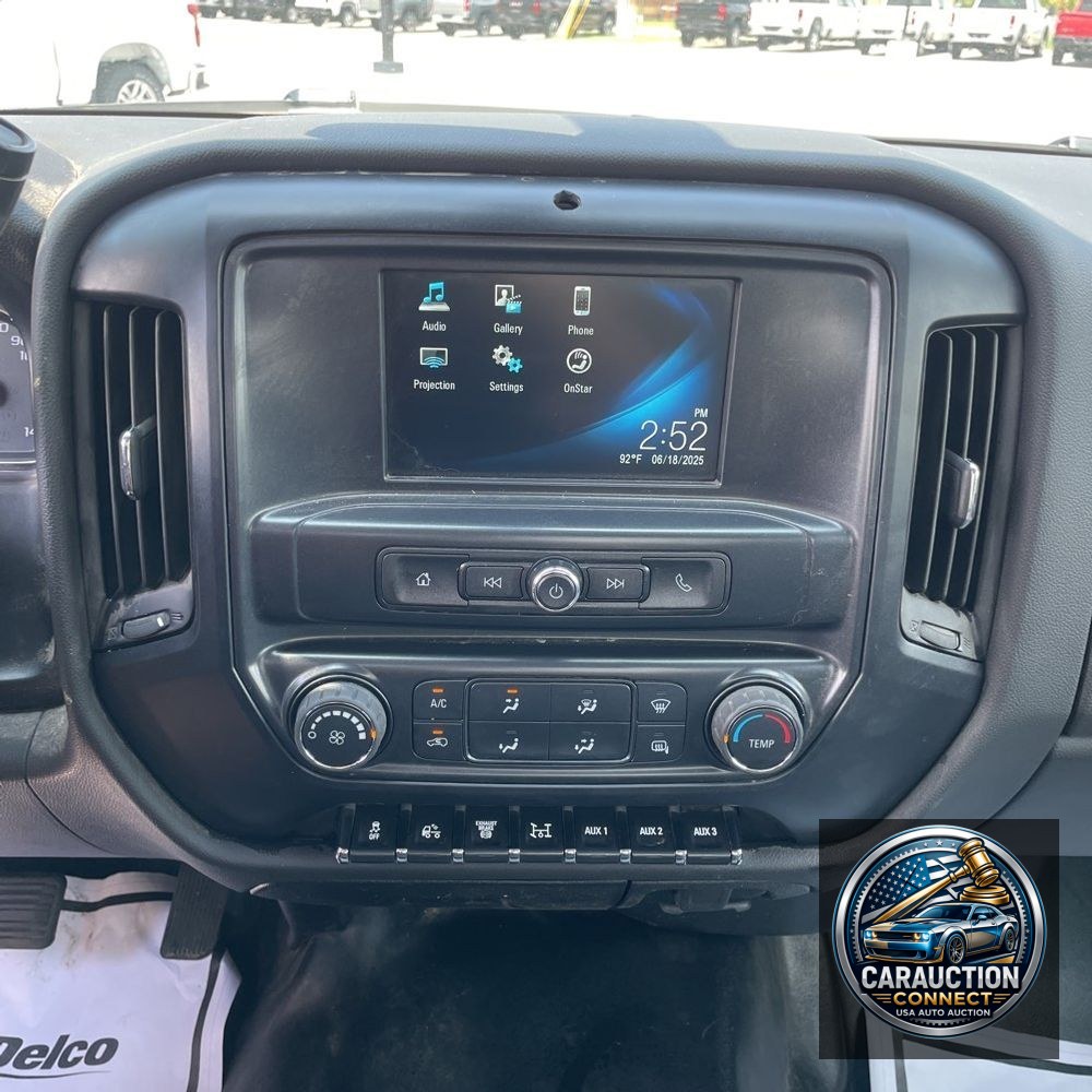 2023 Chevrolet Silverado 4500 W/T
