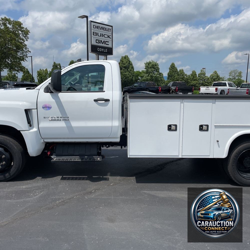2023 Chevrolet Silverado 4500 W/T