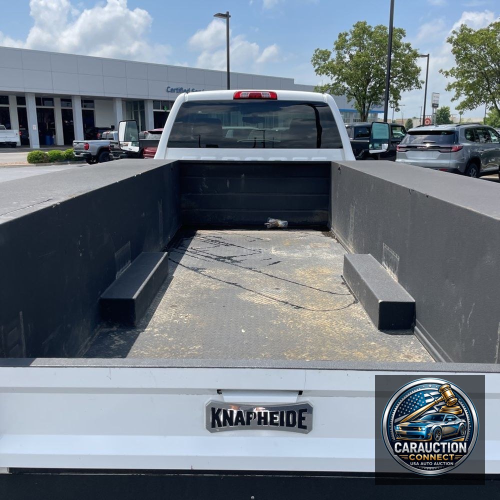 2023 Chevrolet Silverado 4500 W/T