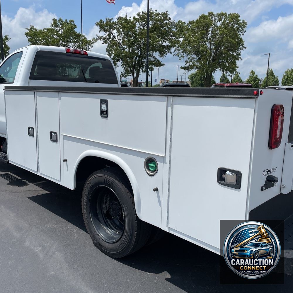 2023 Chevrolet Silverado 4500 W/T