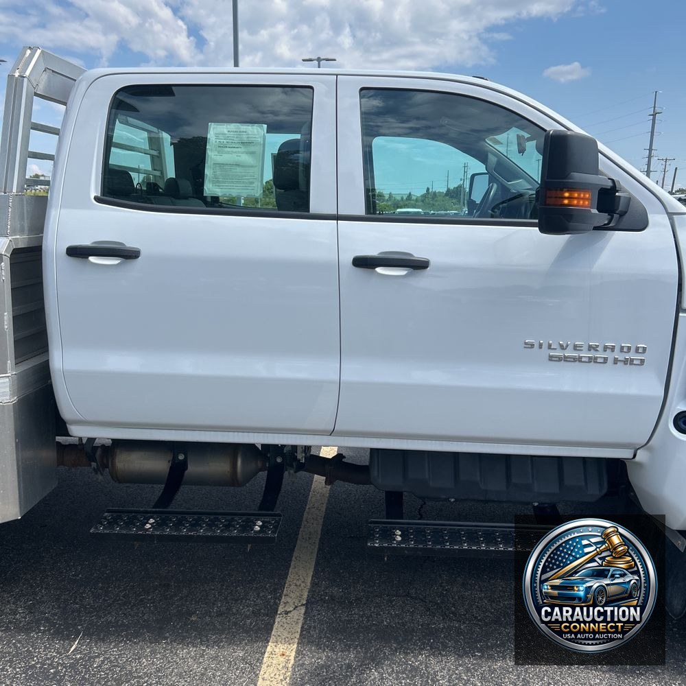 2022 Chevrolet Silverado 4500 W/T