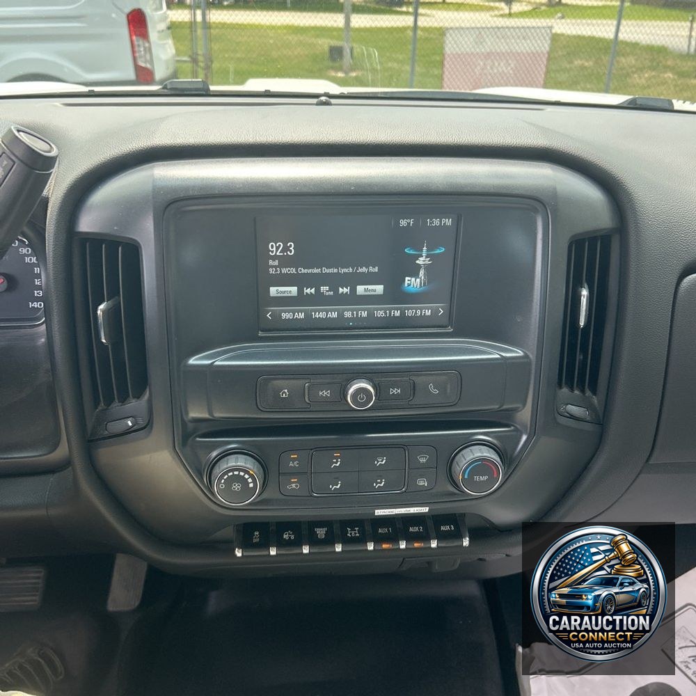 2022 Chevrolet Silverado 4500 W/T