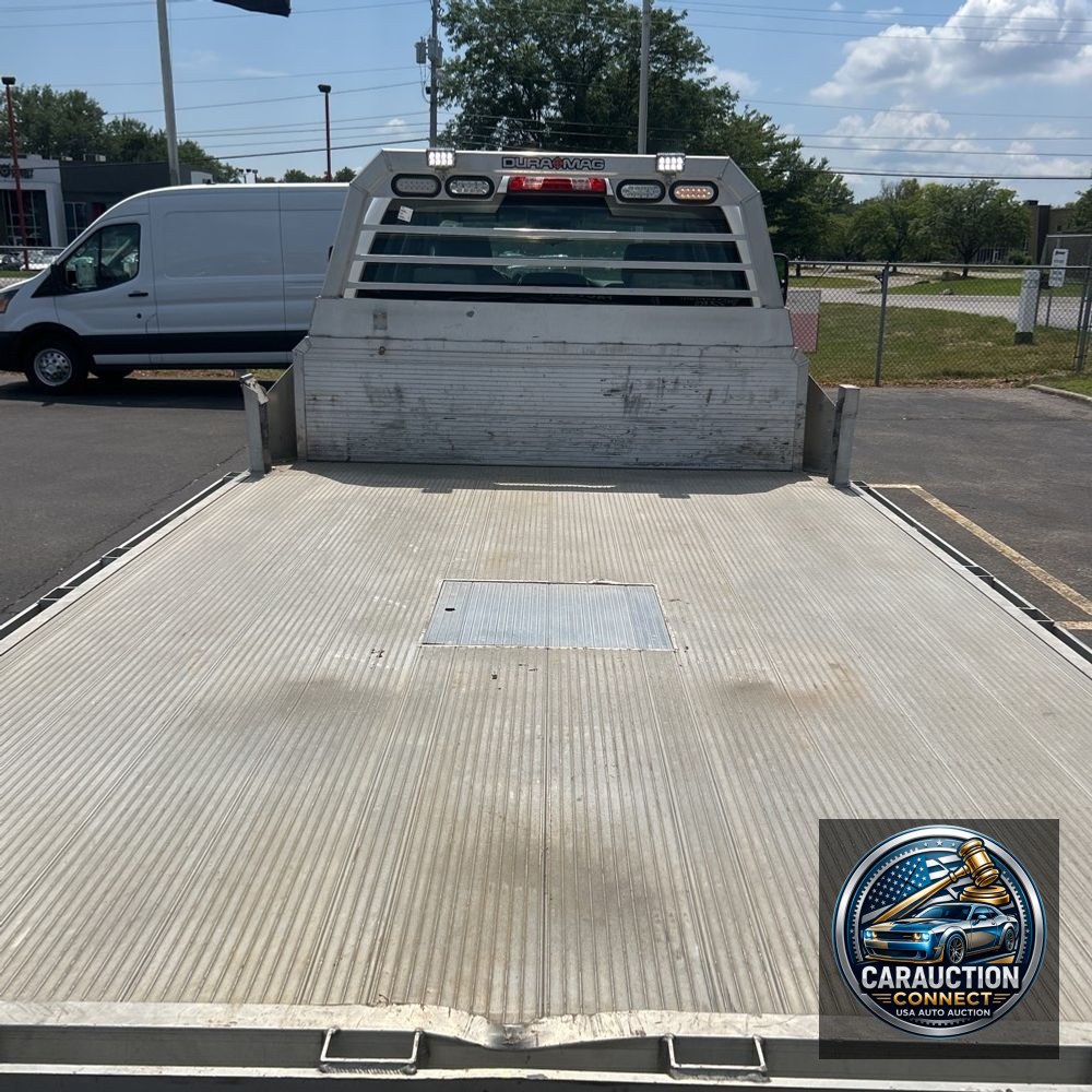 2022 Chevrolet Silverado 4500 W/T