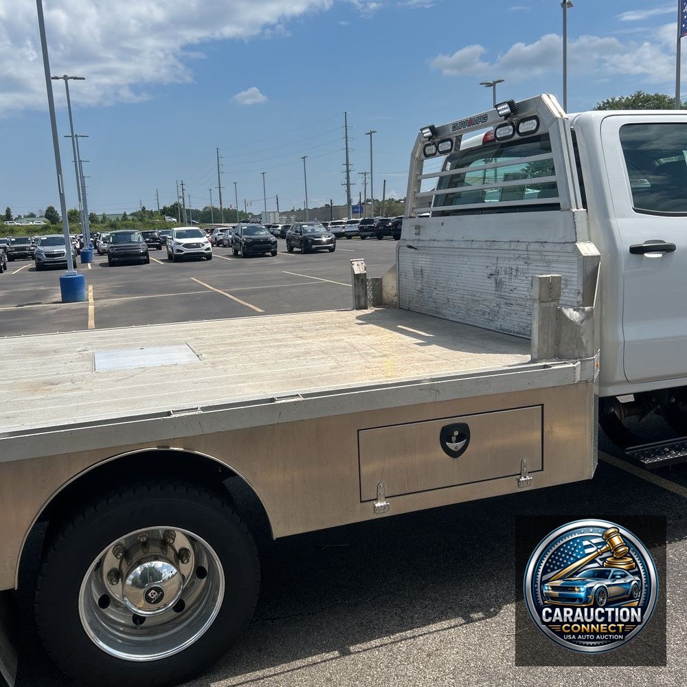 2022 Chevrolet Silverado 4500 W/T