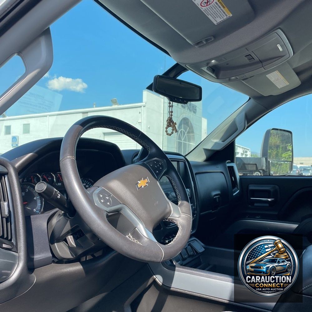 2023 Chevrolet Silverado 4500 LT