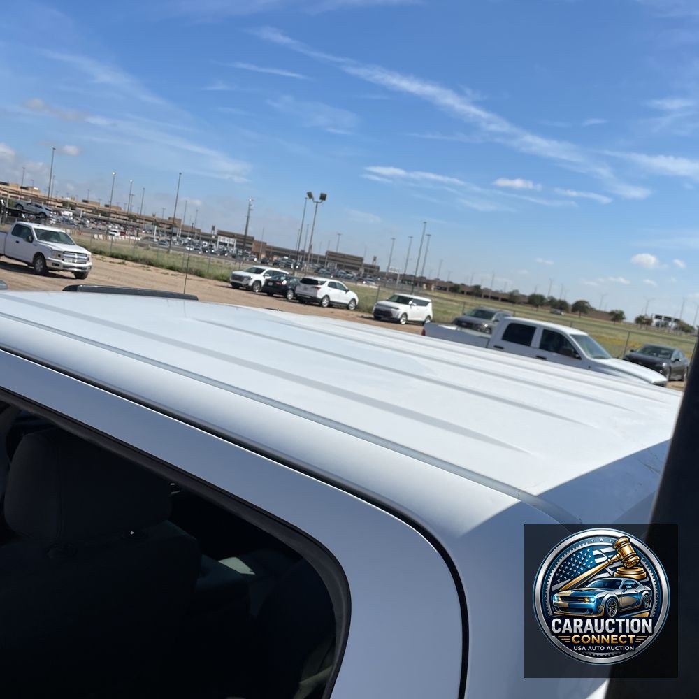 2023 Chevrolet Silverado 5500 W/T