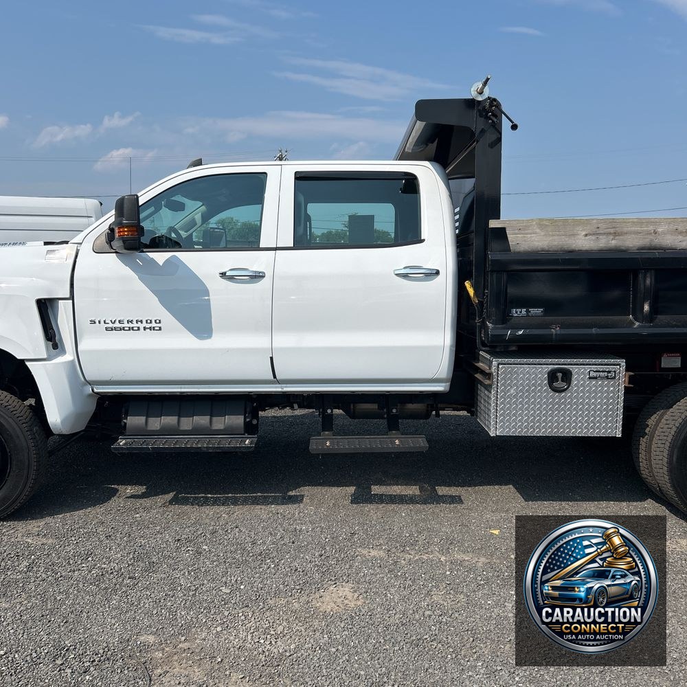 2021 Chevrolet Silverado 4500 W/T