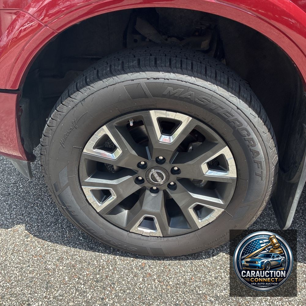 2023 Nissan Titan Platinum