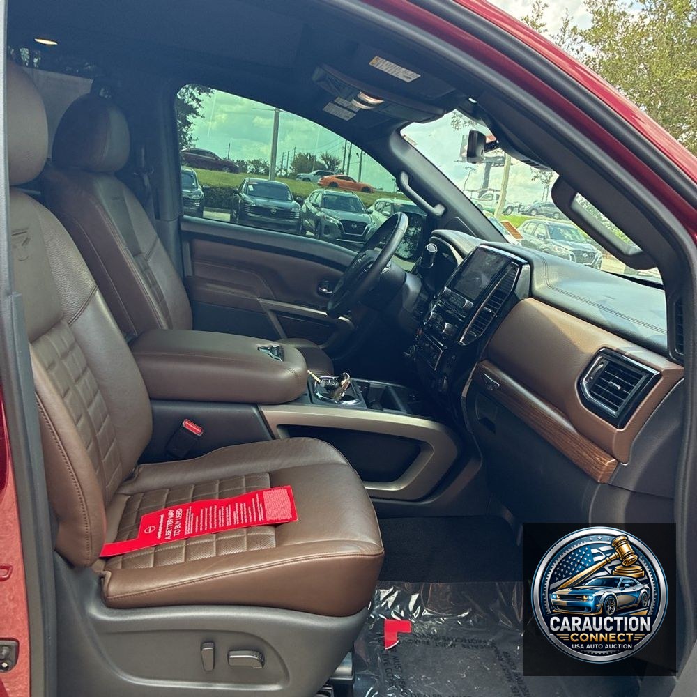 2023 Nissan Titan Platinum