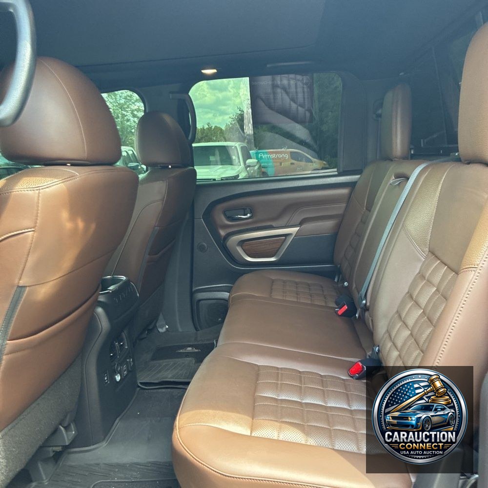 2023 Nissan Titan Platinum