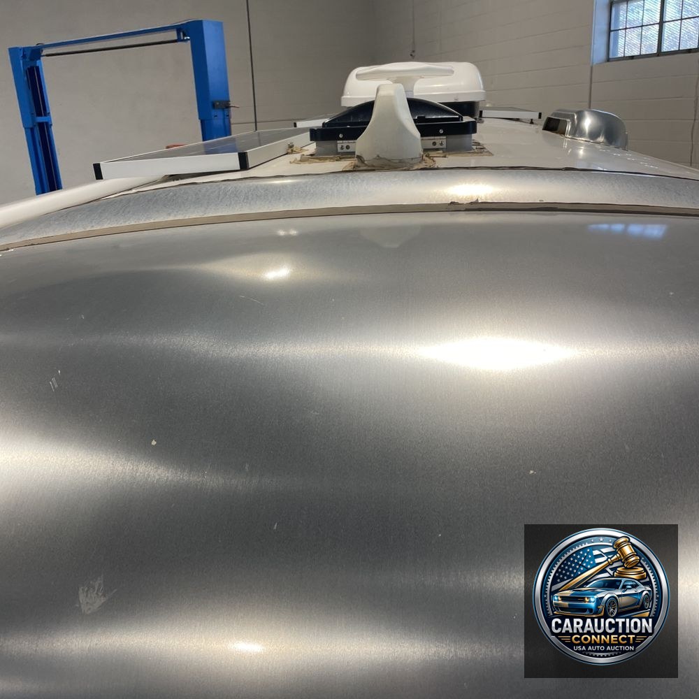 2020 Airstream Classic 33FB