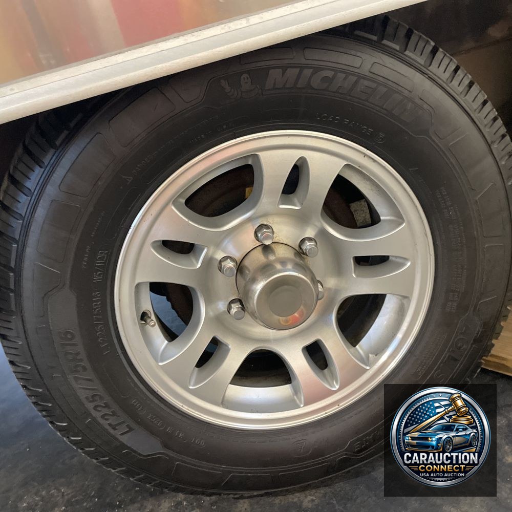 2020 Airstream Classic 33FB