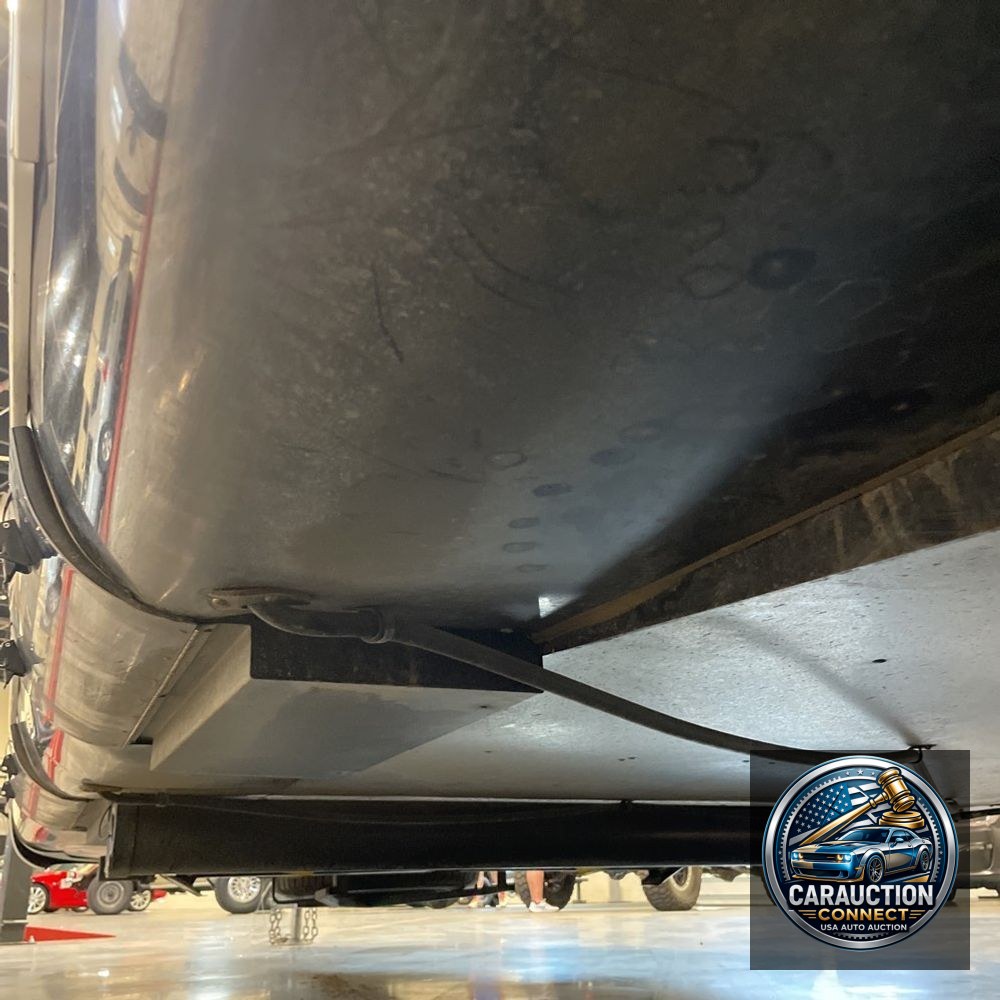 2020 Airstream Classic 33FB