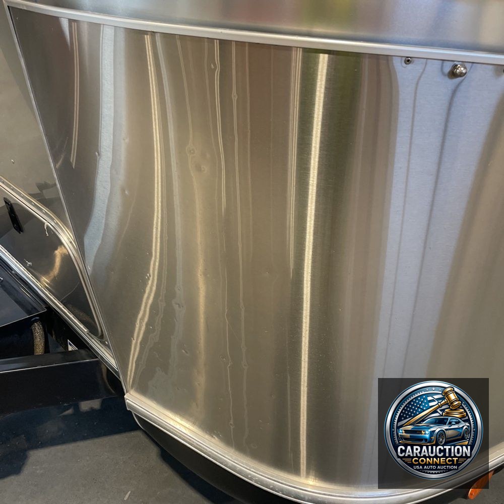 2020 Airstream Classic 33FB