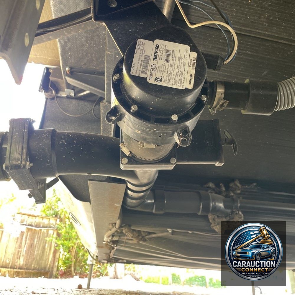 2022 Jayco Powersports 37MDQS