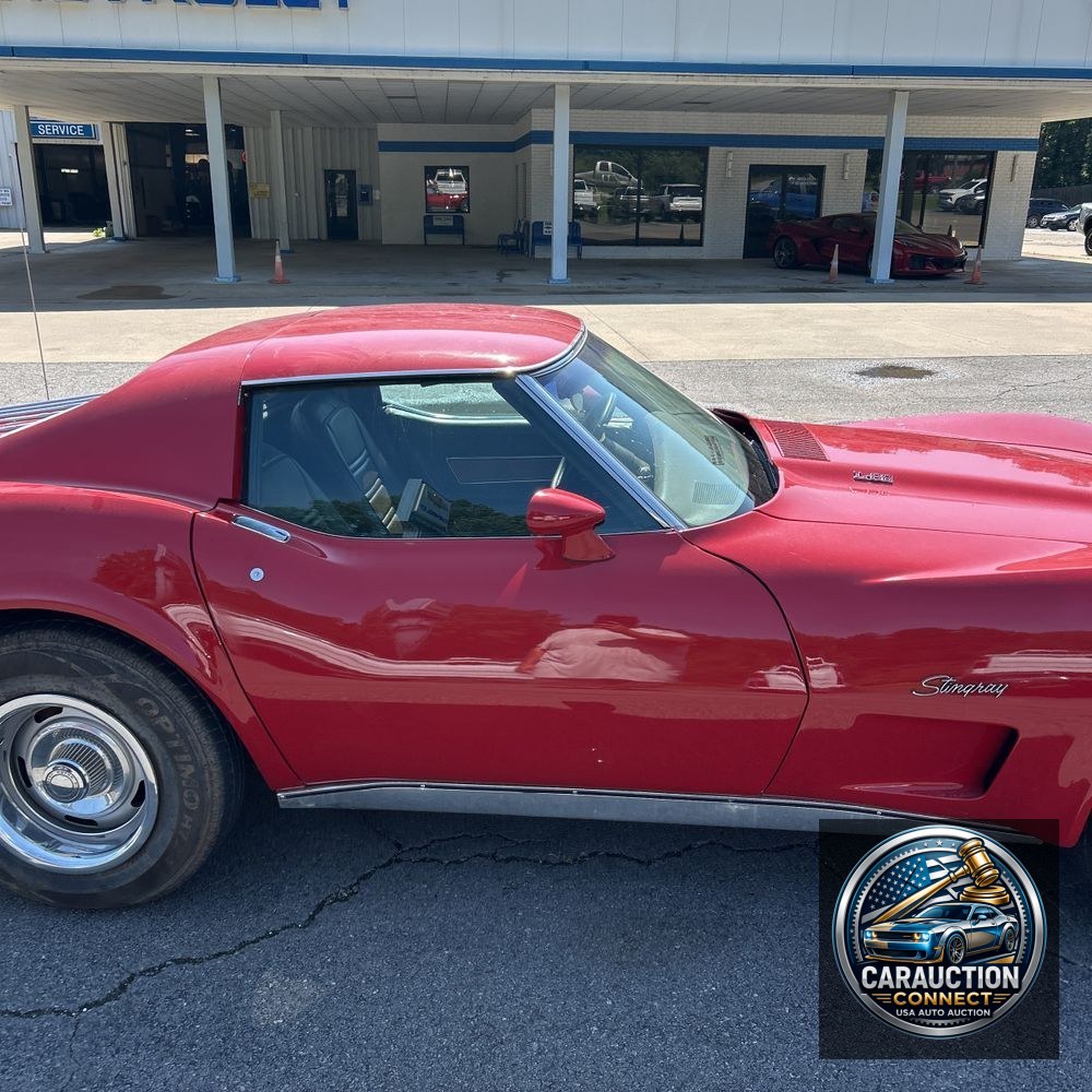 1976 Chevy  Corvette  L82