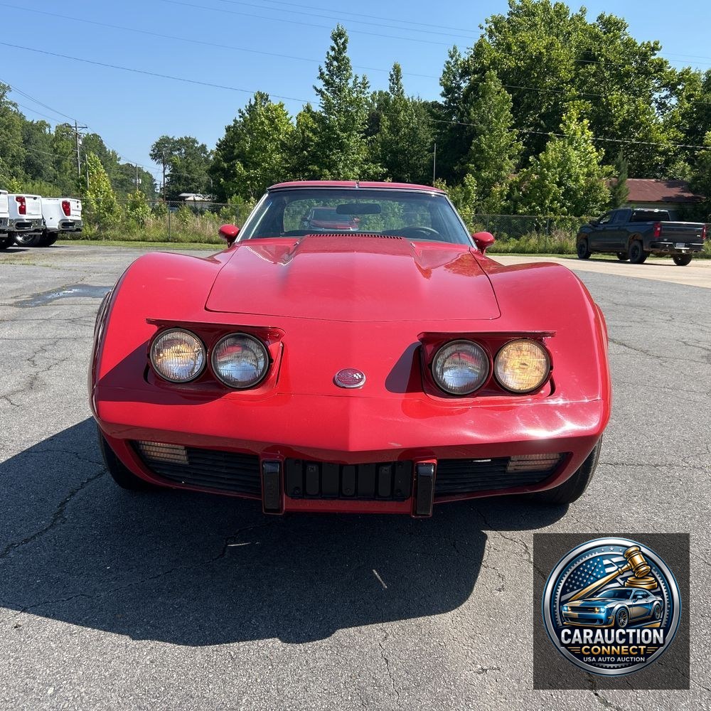1976 Chevy  Corvette  L82