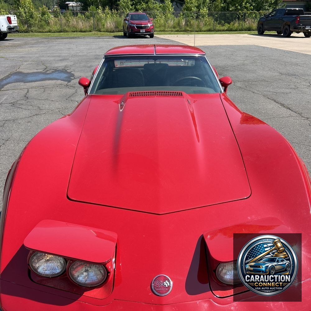 1976 Chevy  Corvette  L82