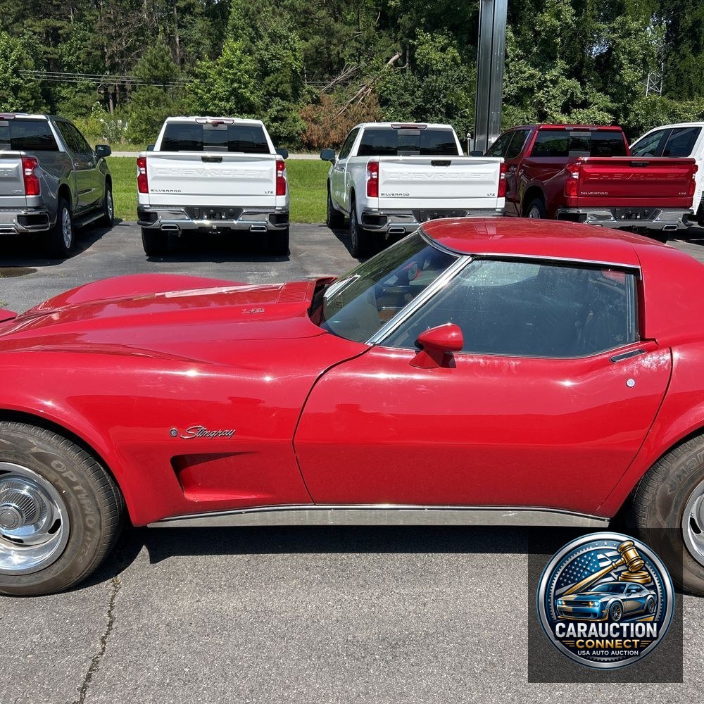 1976 Chevy  Corvette  L82