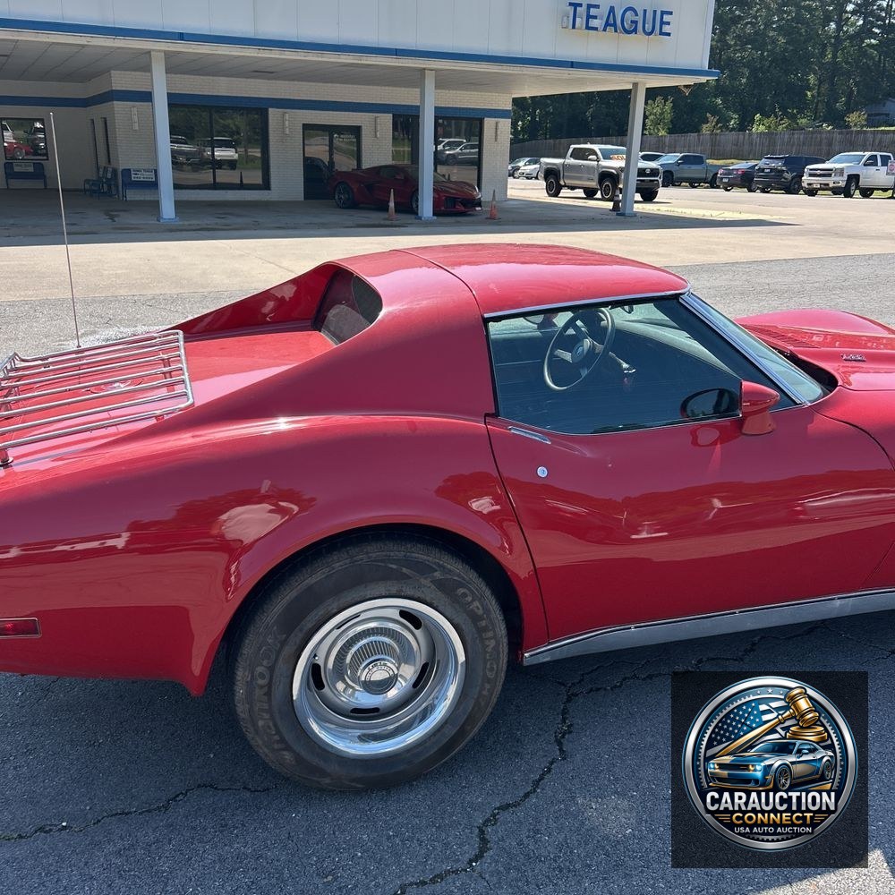 1976 Chevy  Corvette  L82