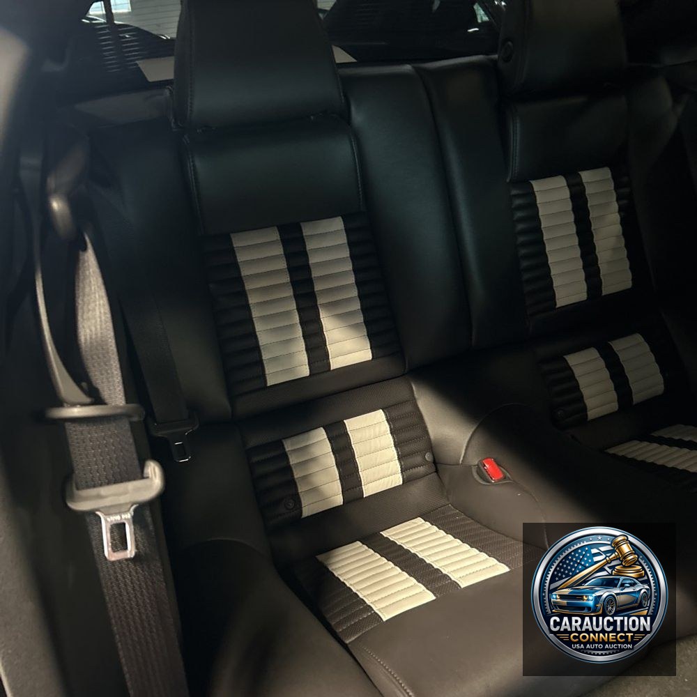 2014 Ford Shelby GT500 Base