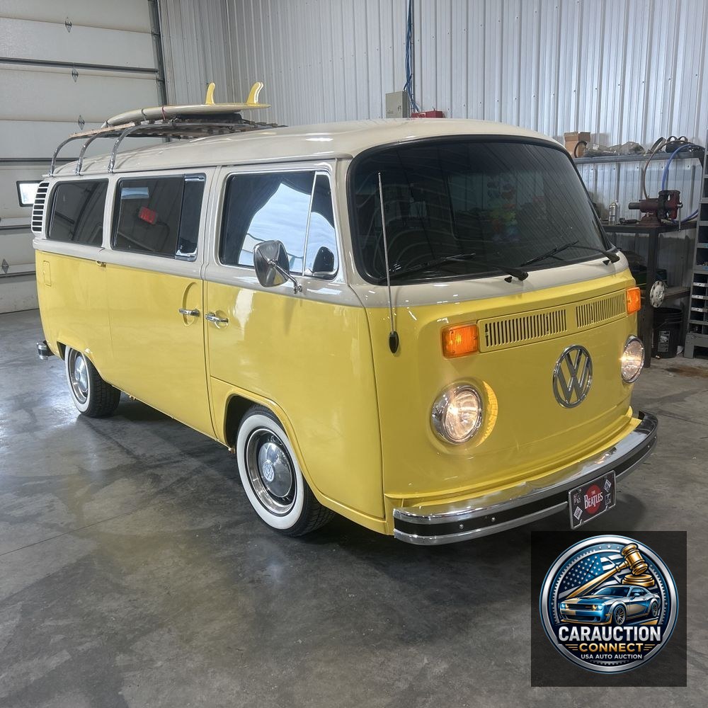 1973 Volkswagen Bus California