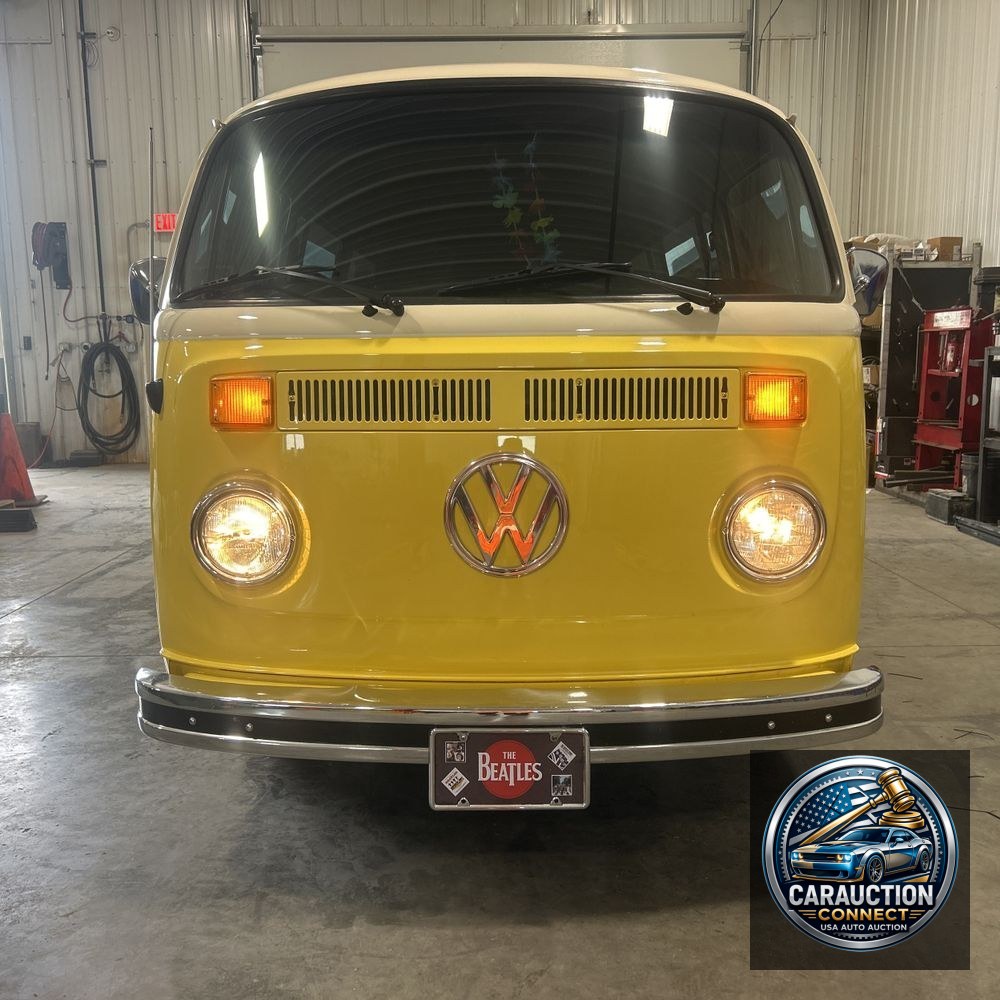 1973 Volkswagen Bus California