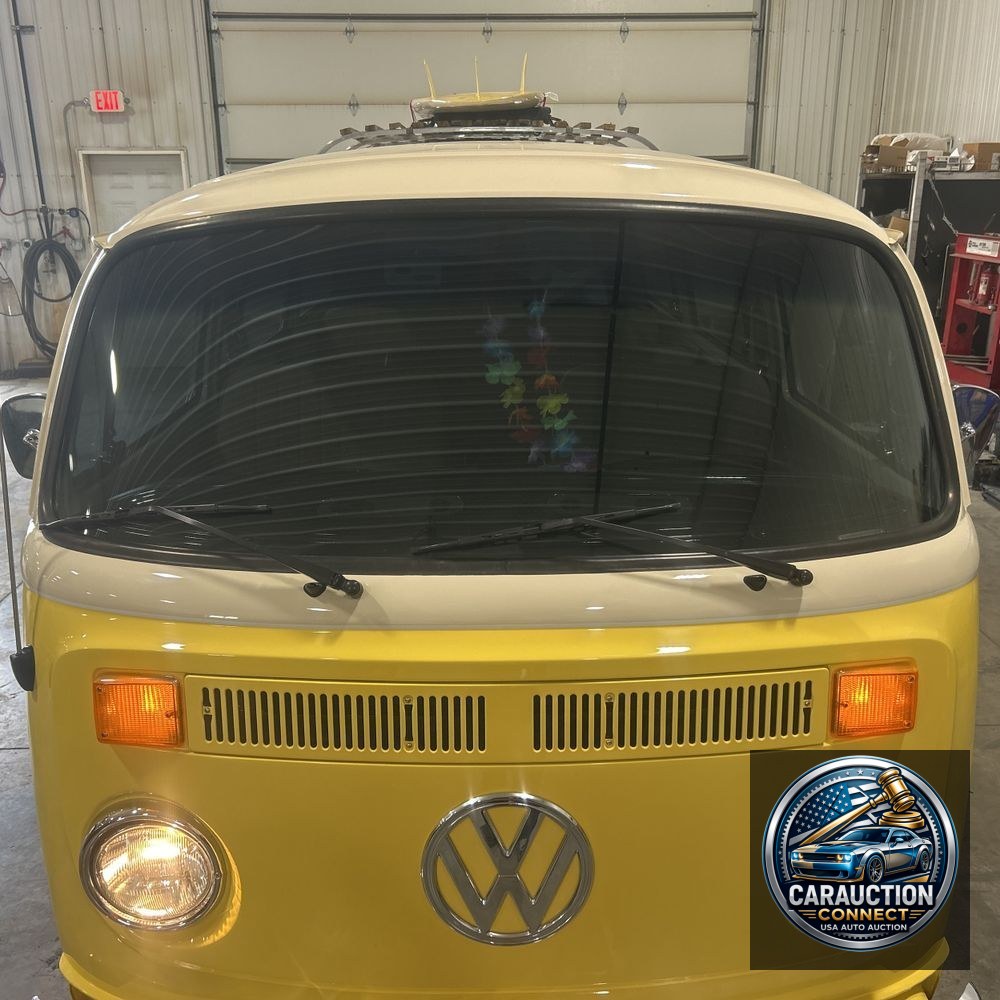 1973 Volkswagen Bus California