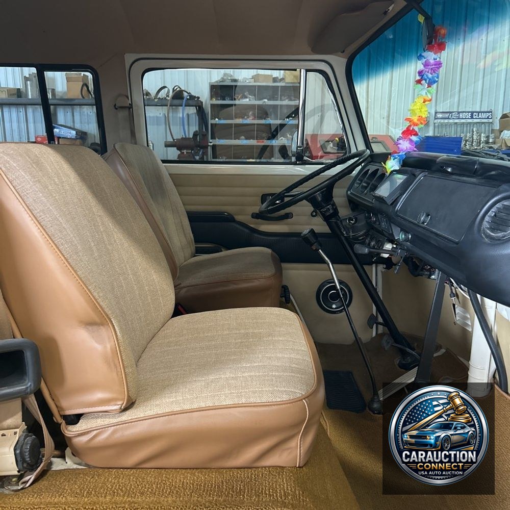 1973 Volkswagen Bus California
