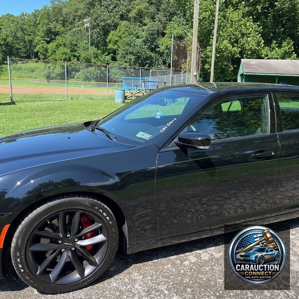 2023 Chrysler 300 C