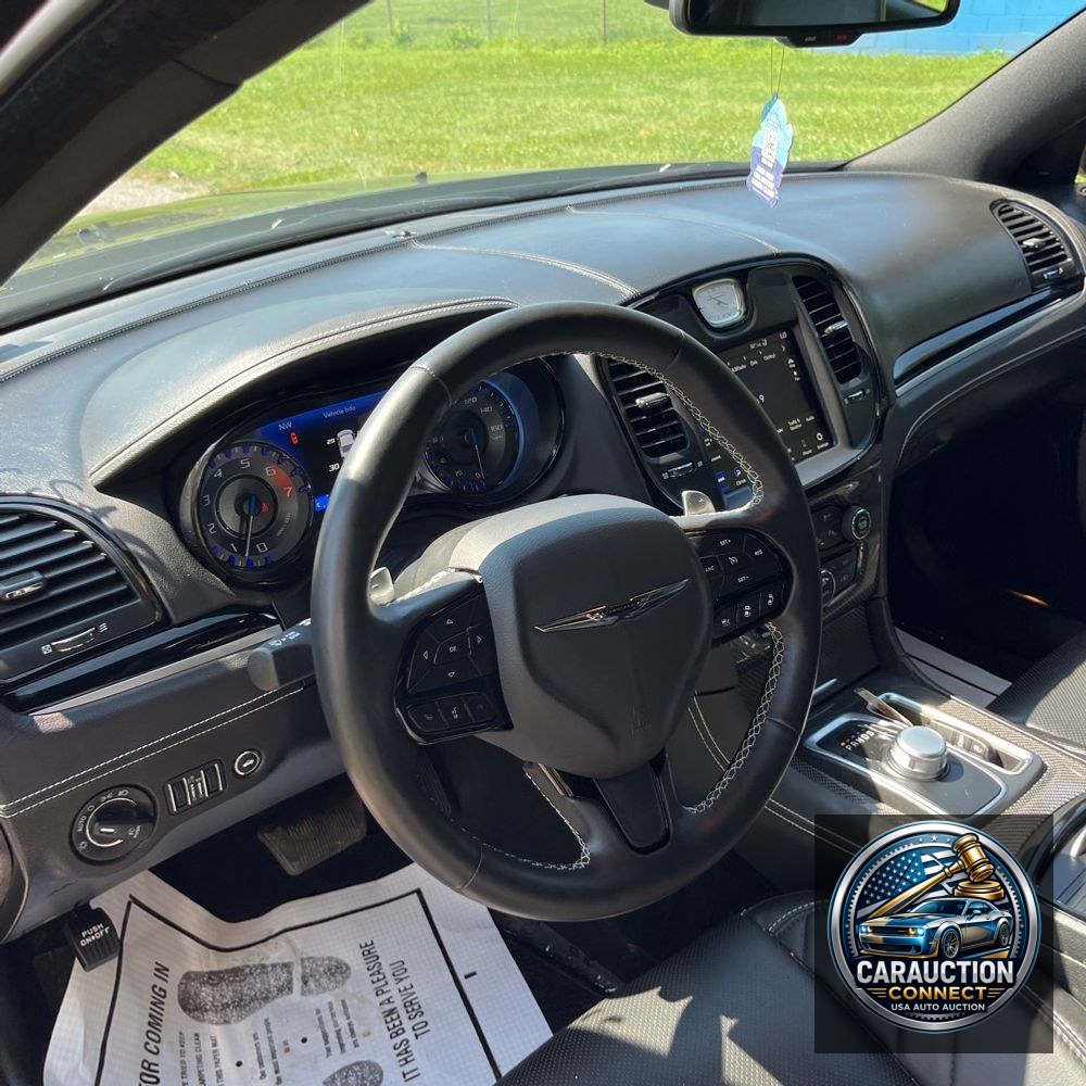 2023 Chrysler 300 C