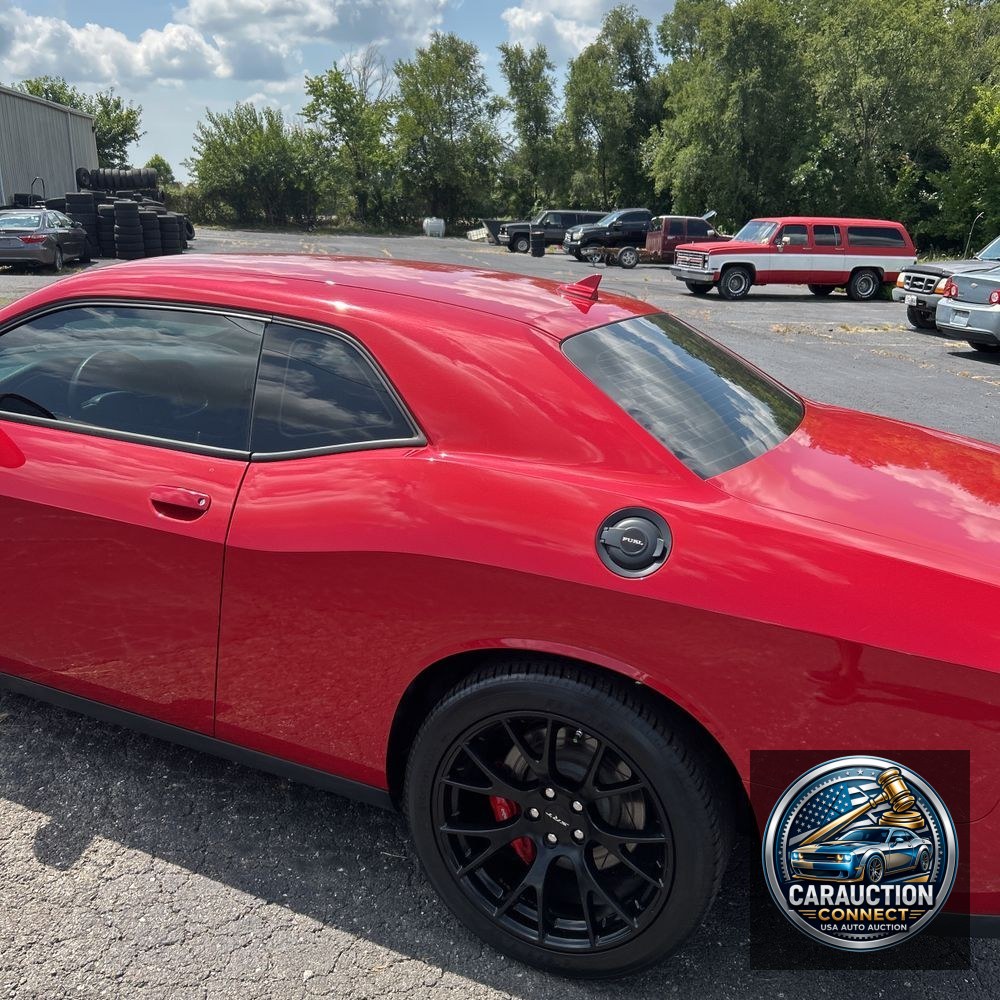 2015 Dodge Challenger SRT Hellcat