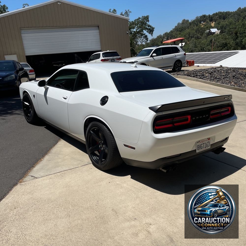 2017 Dodge Challenger SRT Hellcat