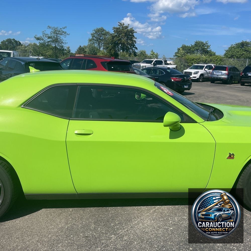 2023 Dodge Challenger R/T SCAT PACK