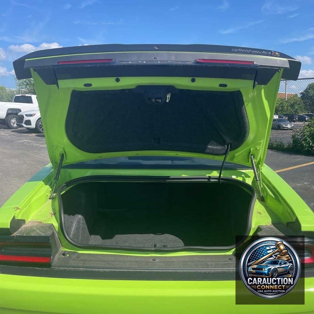 2023 Dodge Challenger R/T SCAT PACK