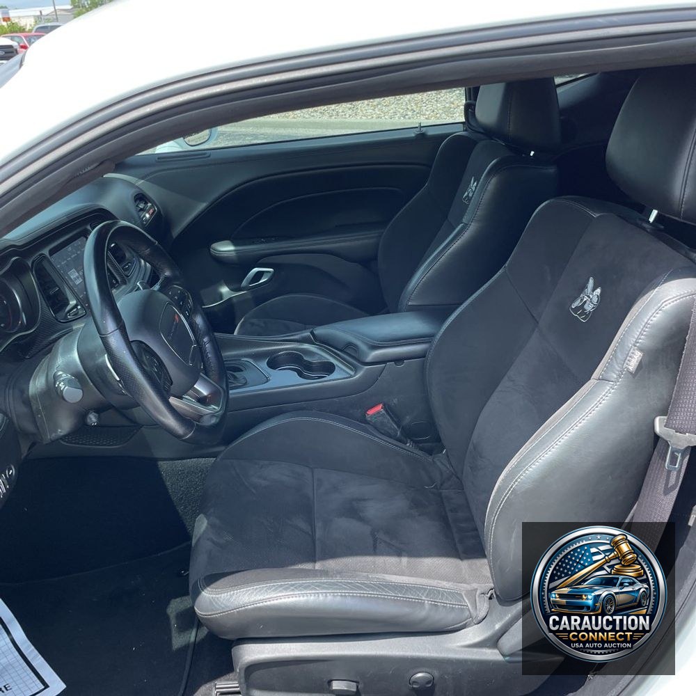 2022 Dodge Challenger R/T SCAT PACK
