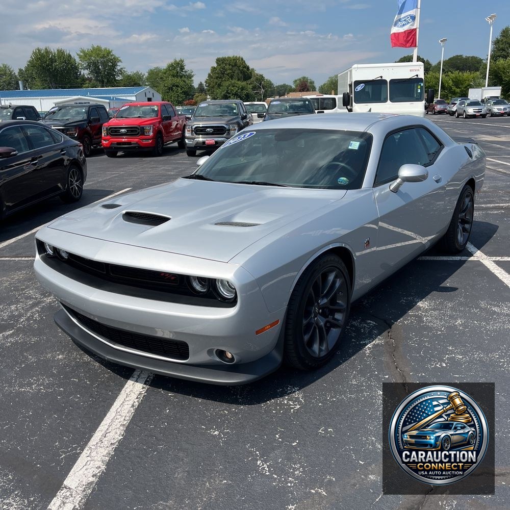 2023 Dodge Challenger R/T SCAT PACK