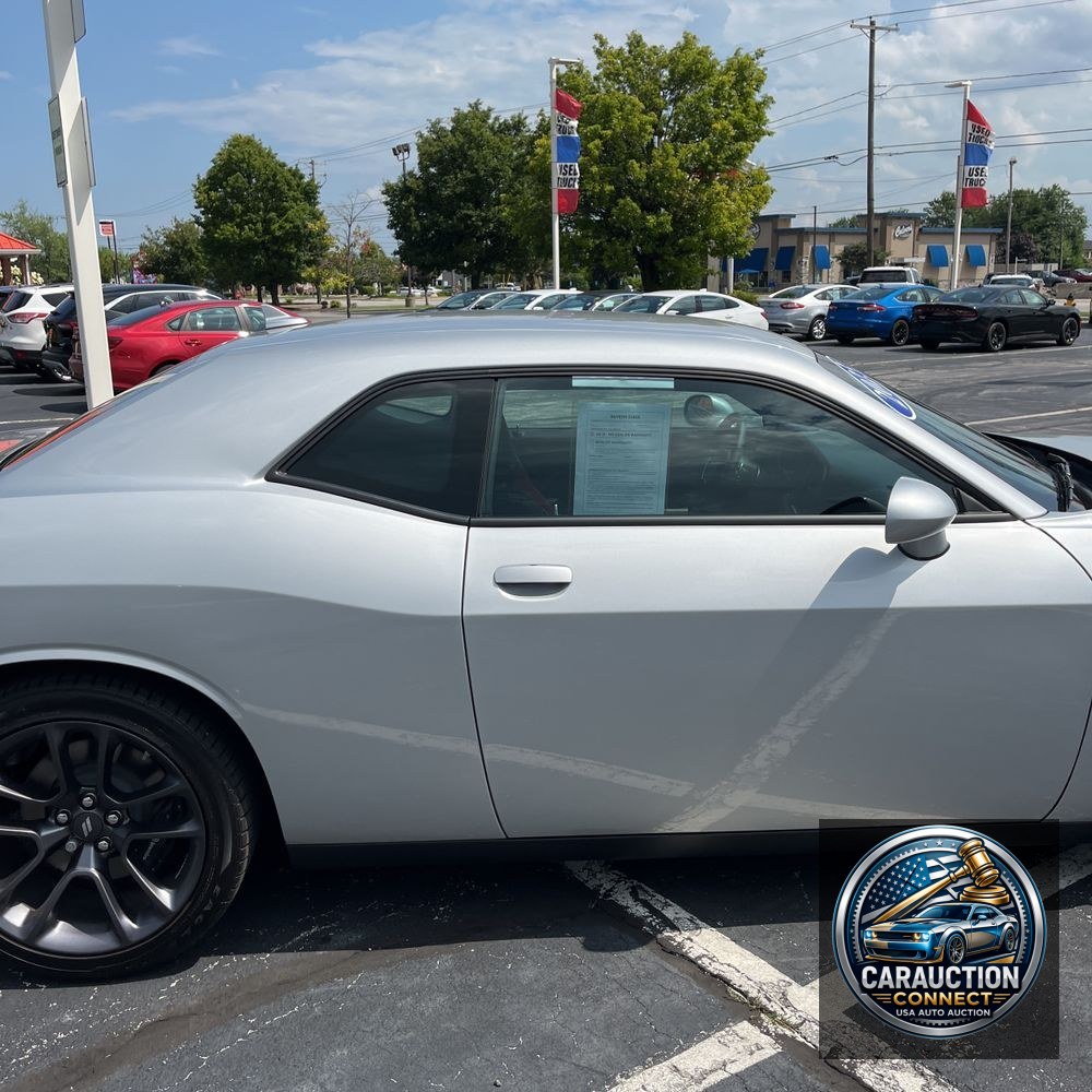 2023 Dodge Challenger R/T SCAT PACK