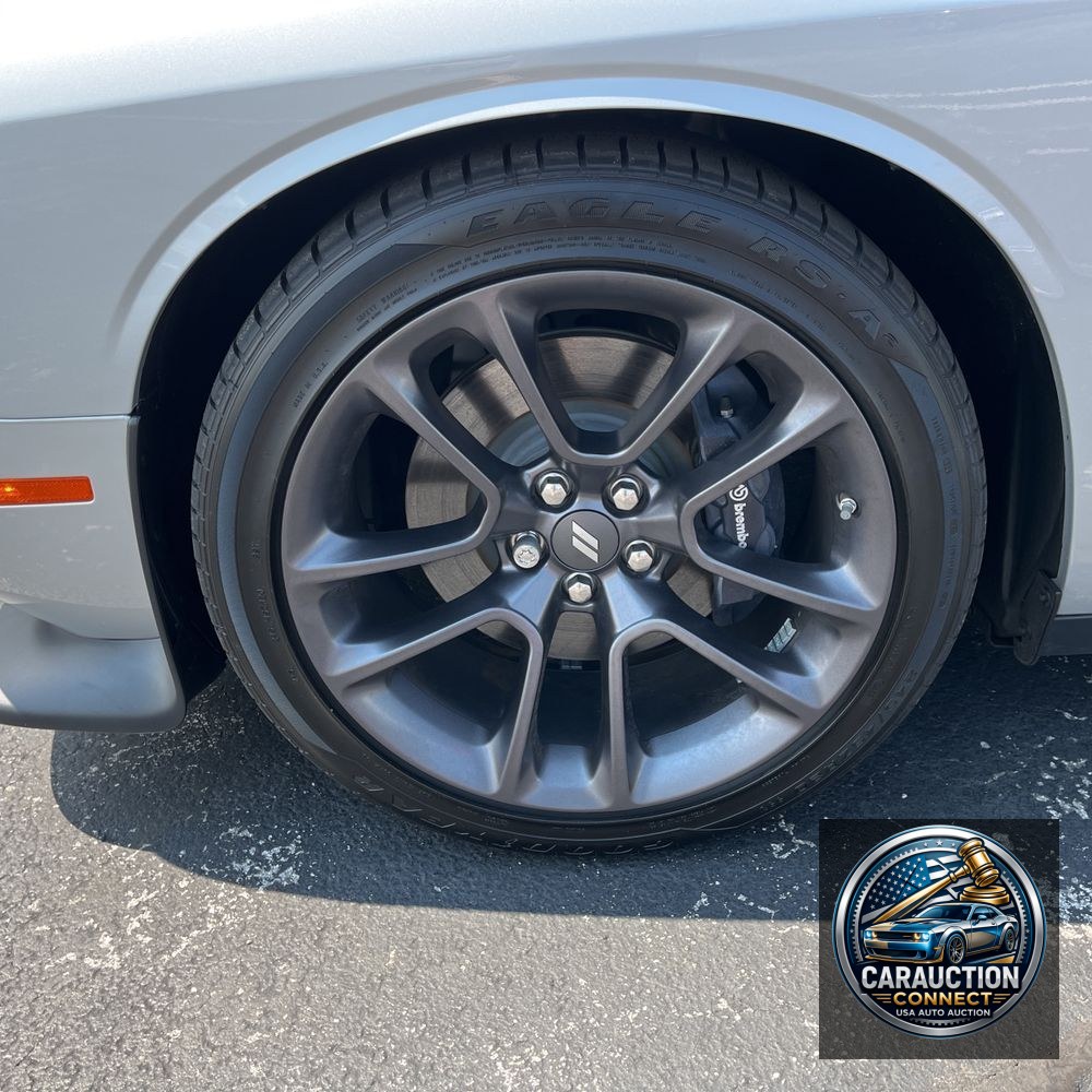 2023 Dodge Challenger R/T SCAT PACK