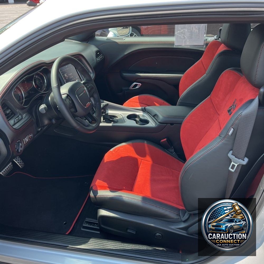 2023 Dodge Challenger R/T SCAT PACK